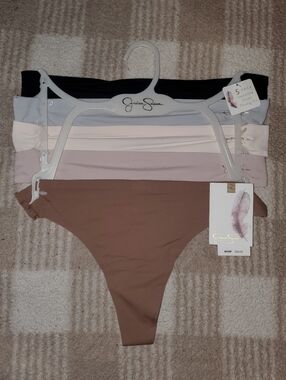 NWT Jessica Simpson Multicolored Invisible Lines Thong Fit - 5 Pack